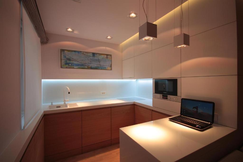Modern & Resto Apartments Krakow Exterior photo